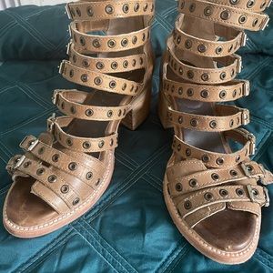 Freebird by Stevens Cassandra size 8